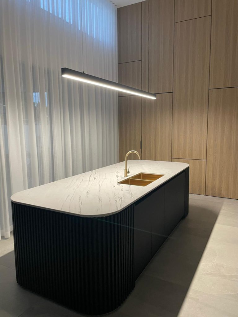 Functional Lighting and Aesthetic Lighting: What Sets Them Apart